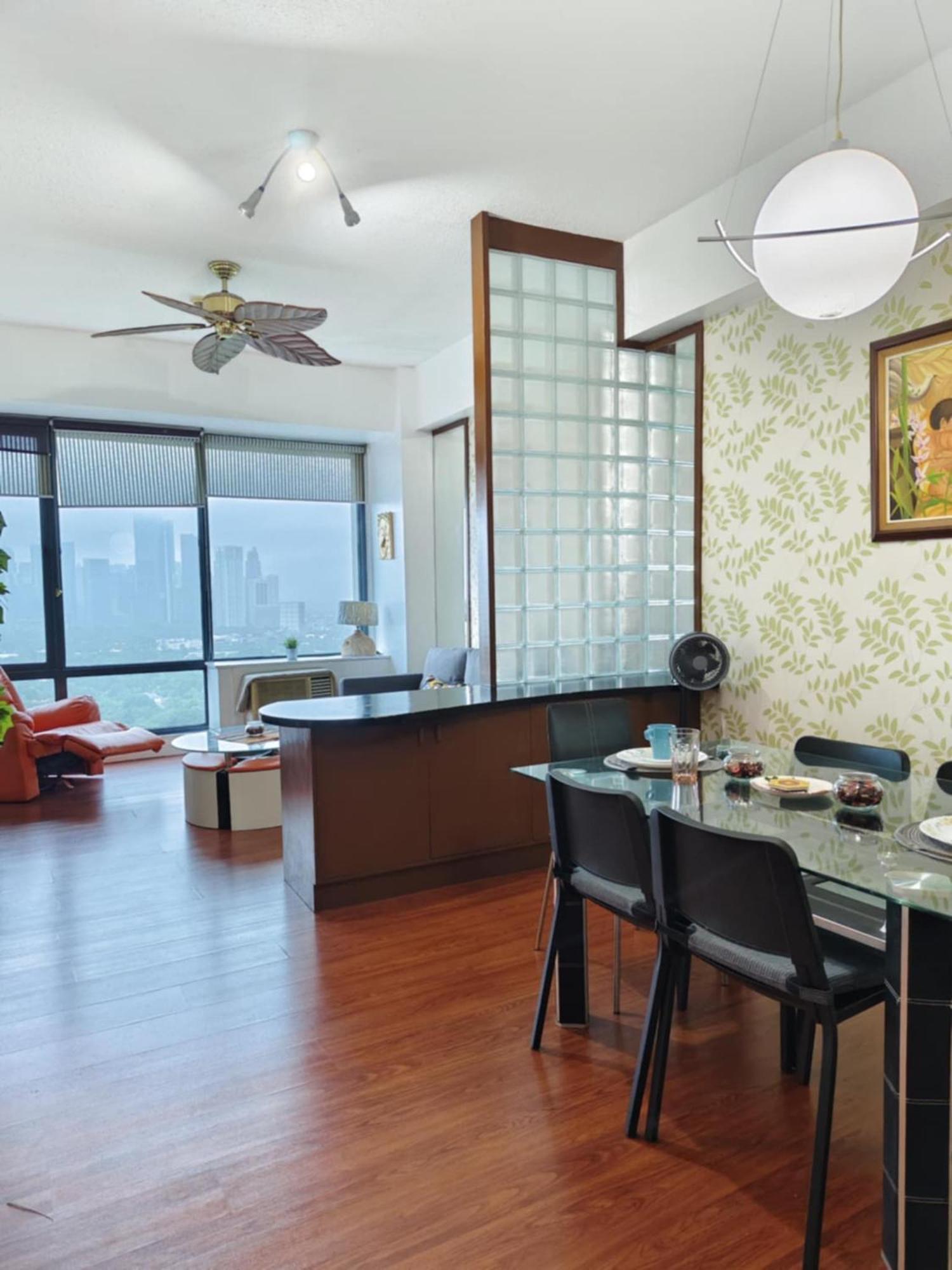 Bellagio One Bedrroom Bgc Burgos Circle By Christine Suites Ph Taguig Eksteriør billede